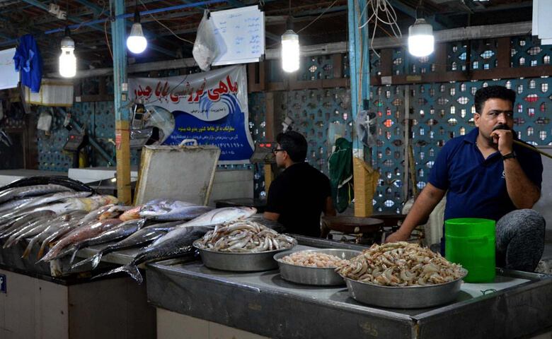 سیری در بندر گناوه سیری در بندر گناوه