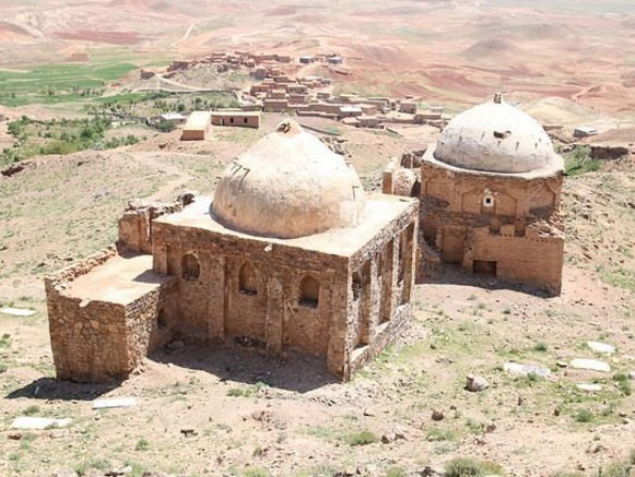 آرامگاه بابا جاج توکل
