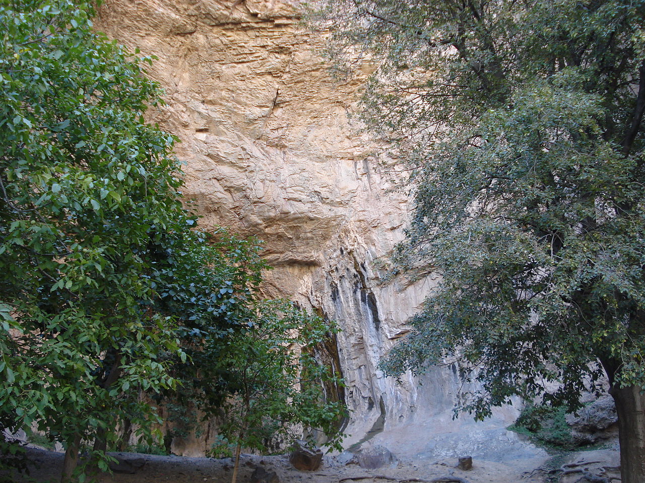 مقبره پیران ویسه مقبره پیران ویسه