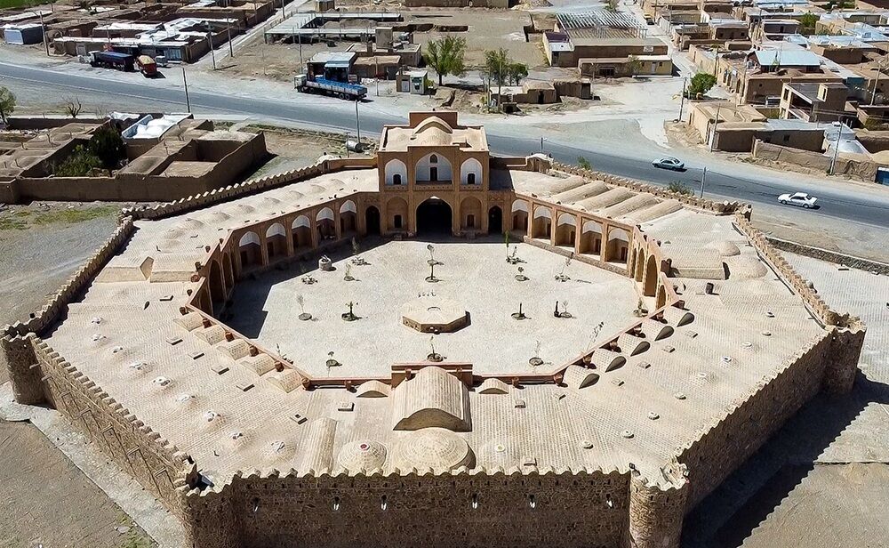 اصفهان، سرایی برای کاروانها اصفهان، سرایی برای کاروانها