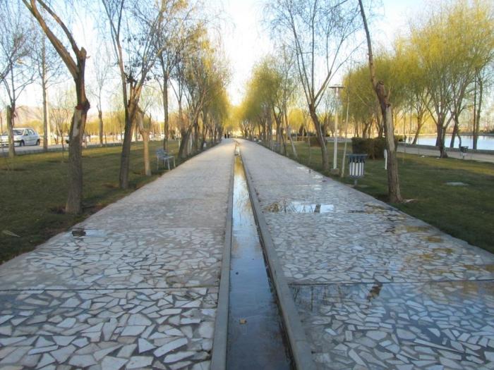 پارک ساحلی زرین شهر