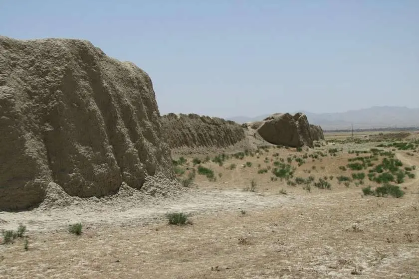 قلعه علی آباد یام