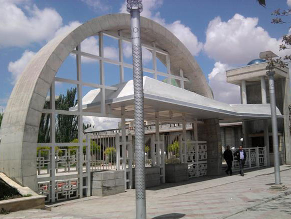 بوستان مفاخر تبریز