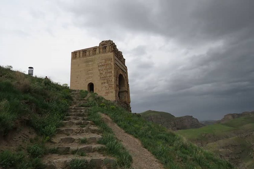 قلعه ضحاک قلعه ضحاک