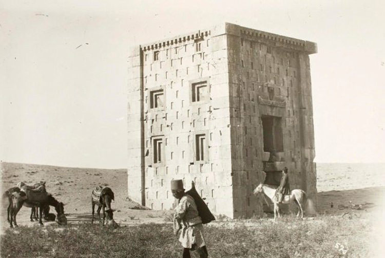 کعبه زرتشت کعبه زرتشت