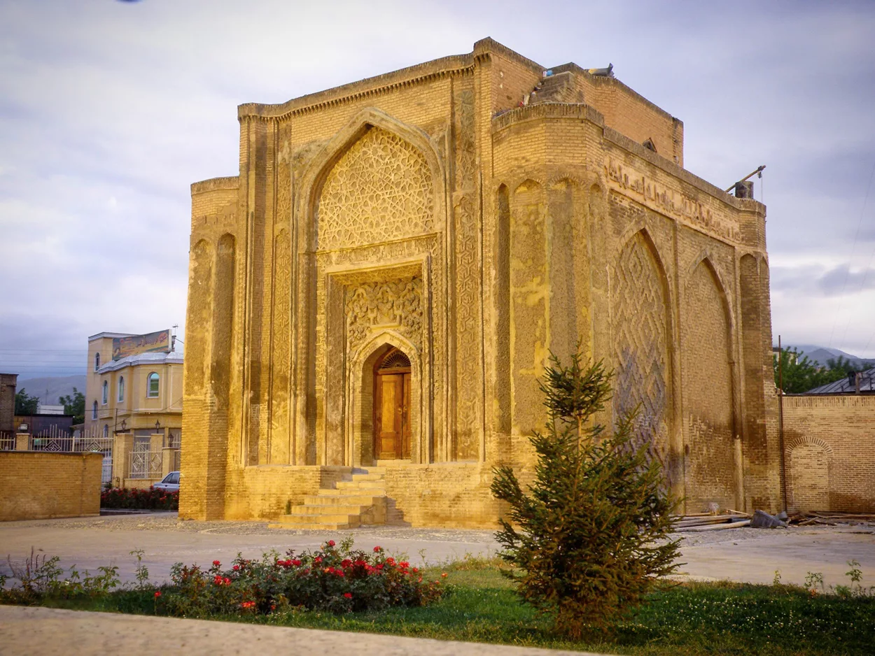 جاهای دیدنی همدان در پاییز جاهای دیدنی همدان در پاییز