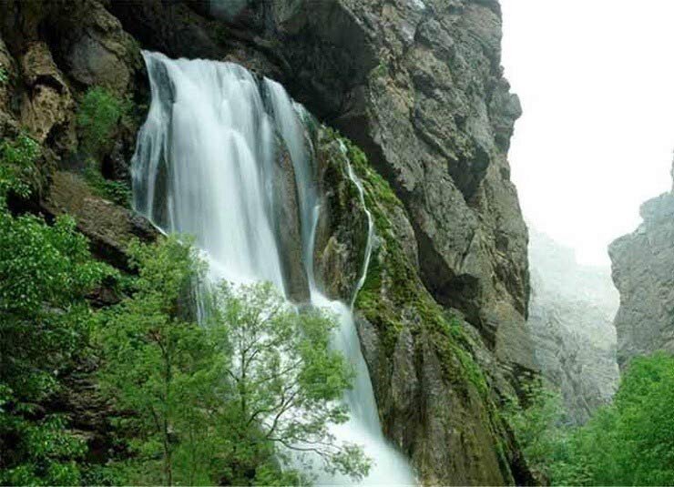 کوهها ؛ برجهای تامینکننده آب طبیعی کوهها ؛ برجهای تامینکننده آب طبیعی