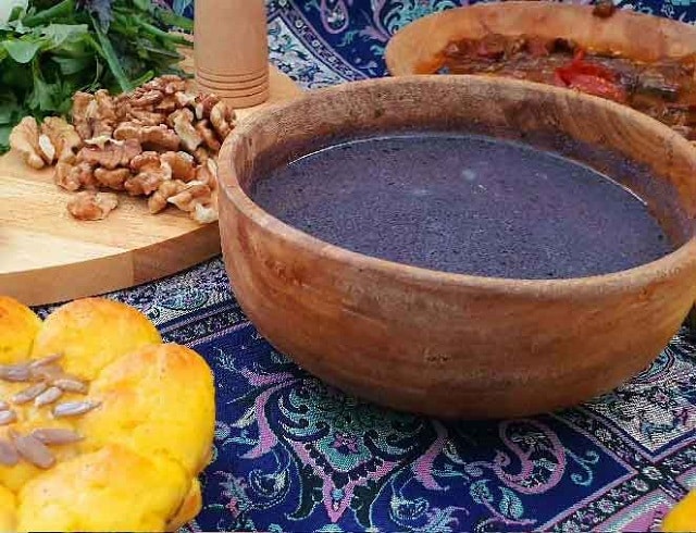 اشکنه قروت مشهدی