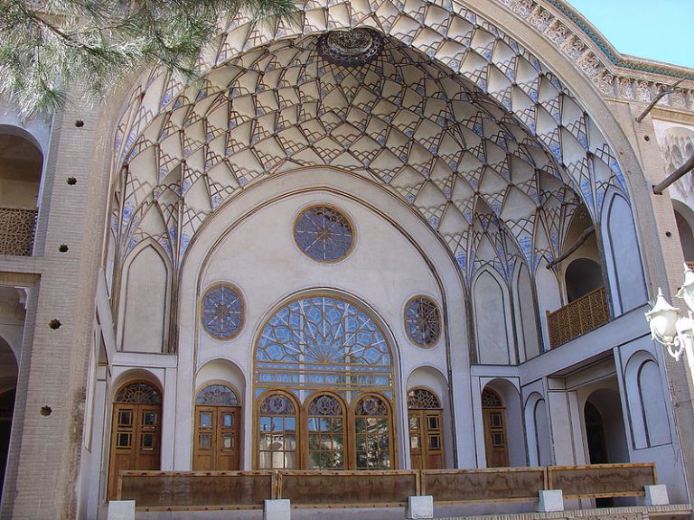 ایوان در معماری ایرانی