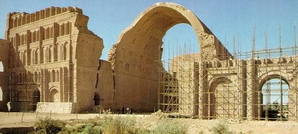 ایوان در معماری ایرانی