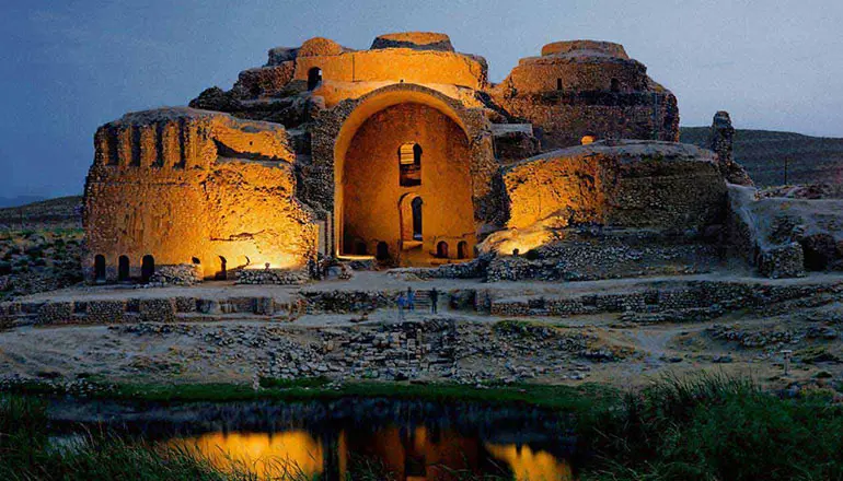 کاخ اردشیر بابکان