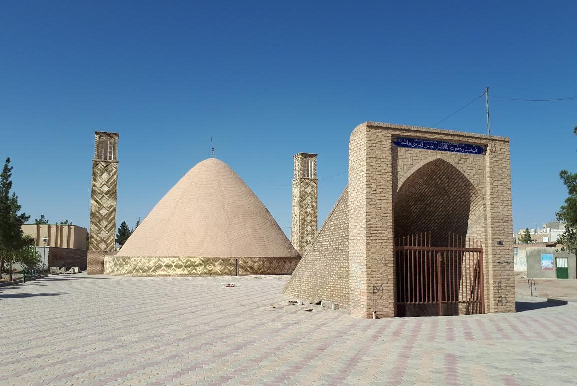 آب انبارهای تاریخی نایین