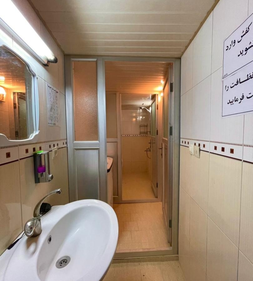 اقامتگاه بومگردی دادمهر یزد