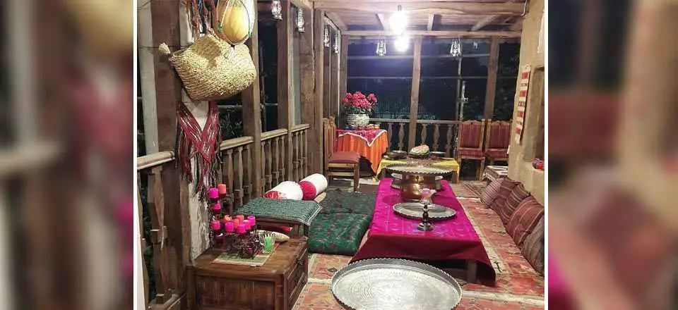اقامتگاه بومگردی ننه گل ابرو هچیرود