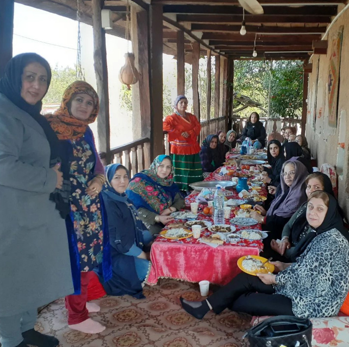 اقامتگاه بومگردی ننه گل ابرو هچیرود