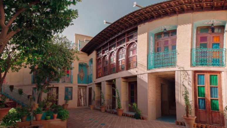 اقامتگاه سنتی تابش شیراز