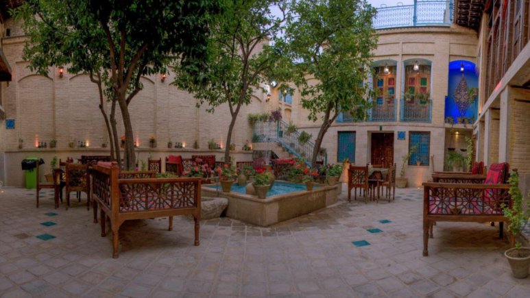 اقامتگاه سنتی تابش شیراز
