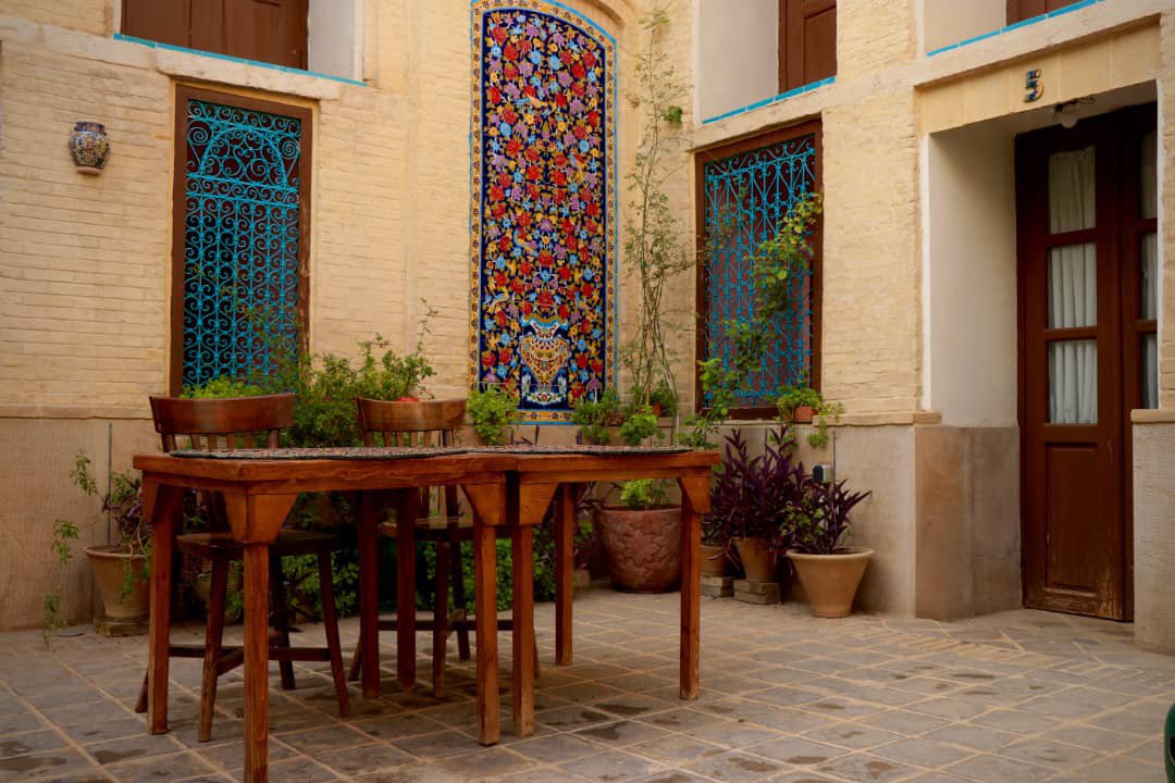 اقامتگاه سنتی پسین شیراز 