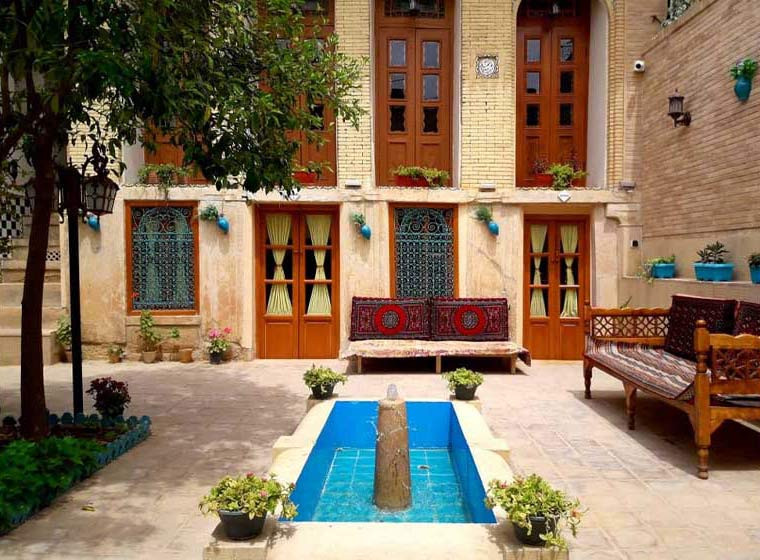 اقامتگاه سنتی پیرسوک شیراز اقامتگاه سنتی پیرسوک شیراز