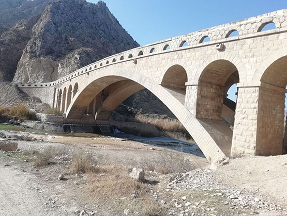 پل غزنوی آزادشهر