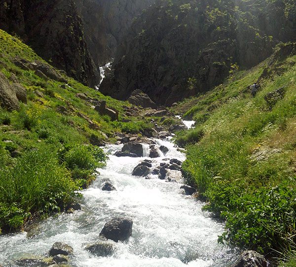 آبشار عروس ازنا 