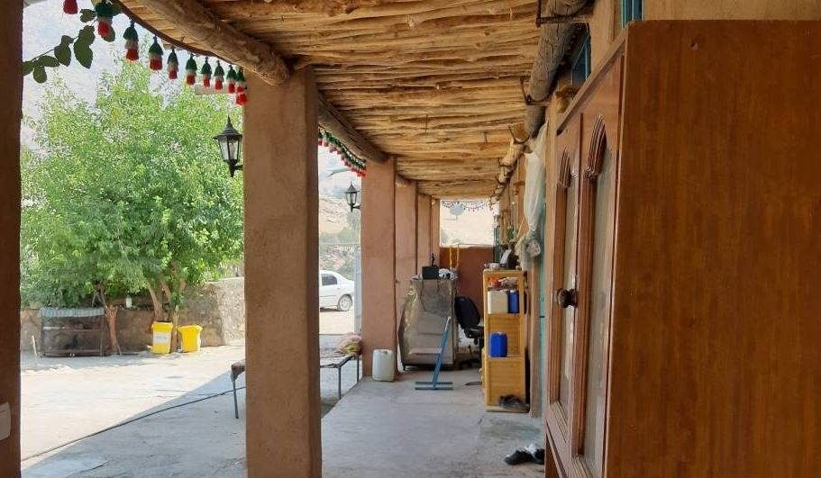 اقامتگاه بومگردی کی قباد دهدز