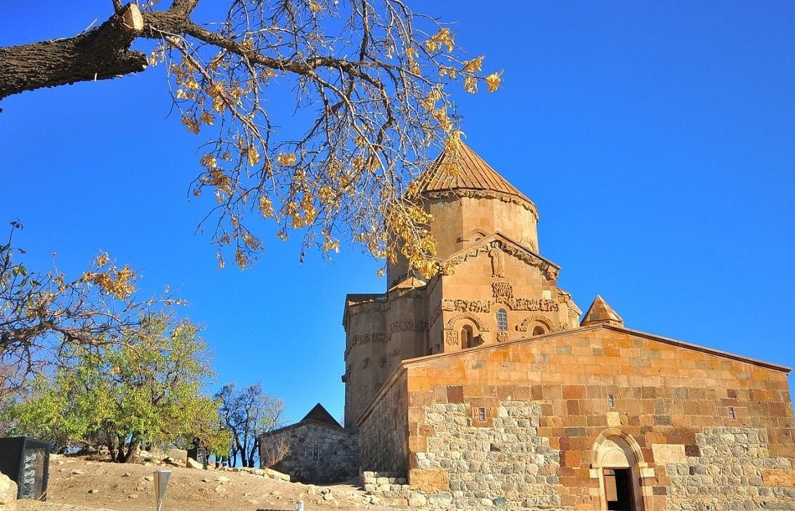 یک روز از زندگی تور لیدر وان