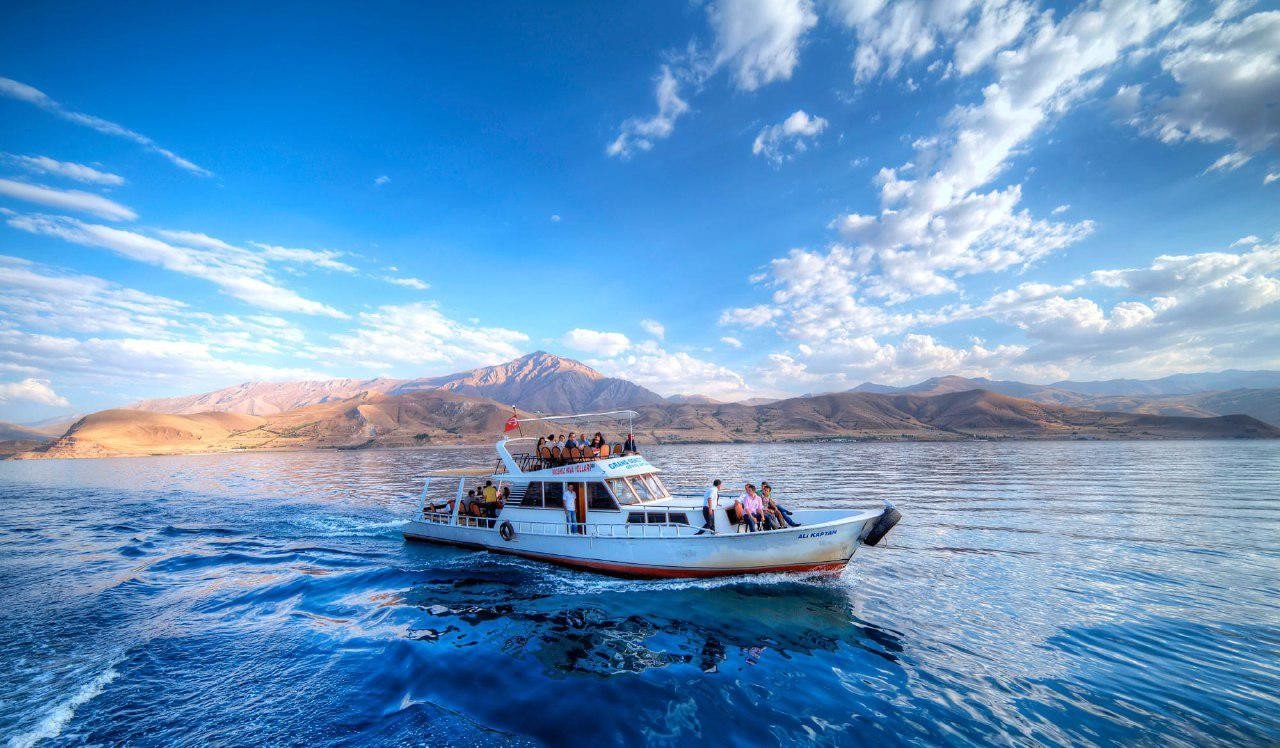 یک روز از زندگی تور لیدر وان