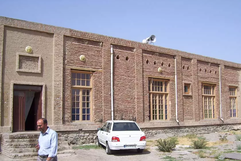 مسجد جامع روستای زوارق مسجد جامع روستای زوارق