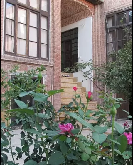 خانه اشرفالملوک نبئی وند خانه اشرفالملوک نبئی وند
