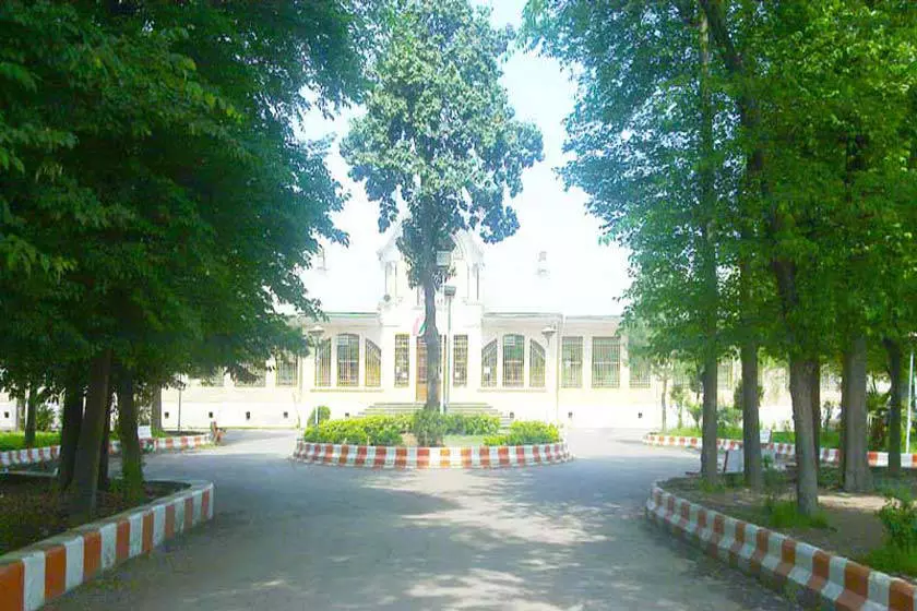 دبیرستان شاهپور دبیرستان شاهپور