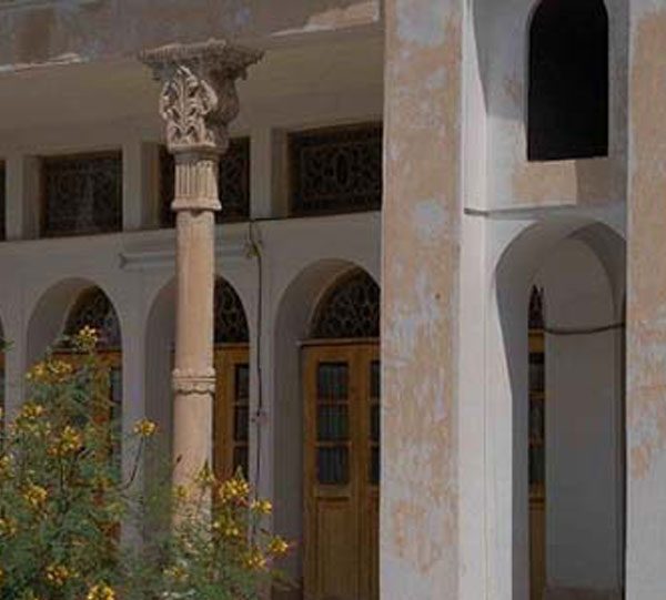 خانه مویدی زفره فلاورجان خانه مویدی زفره فلاورجان