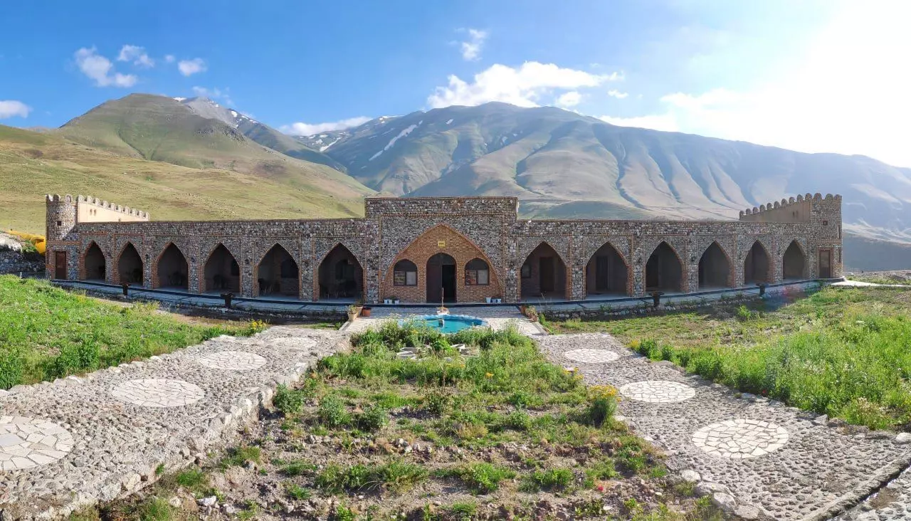 اکو کمپ دورنا مشگین شهر