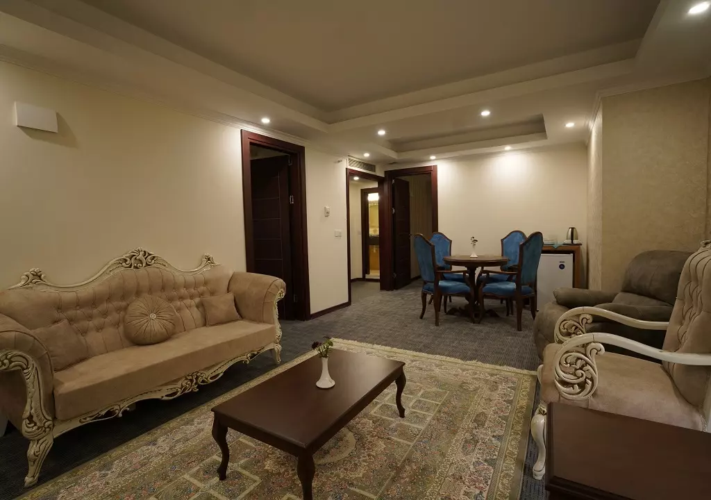 هتل برج ساعت بابلسر هتل برج ساعت بابلسر