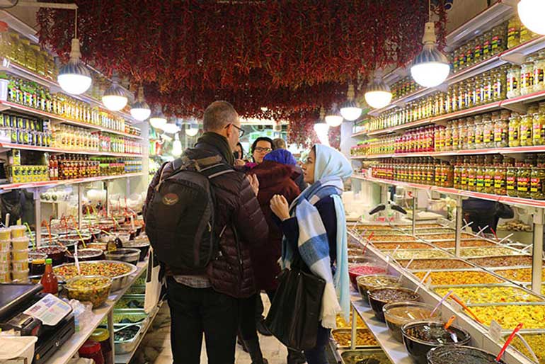 جایگاه آشپزی ایرانی در صنعت گردشگری جایگاه آشپزی ایرانی در صنعت گردشگری