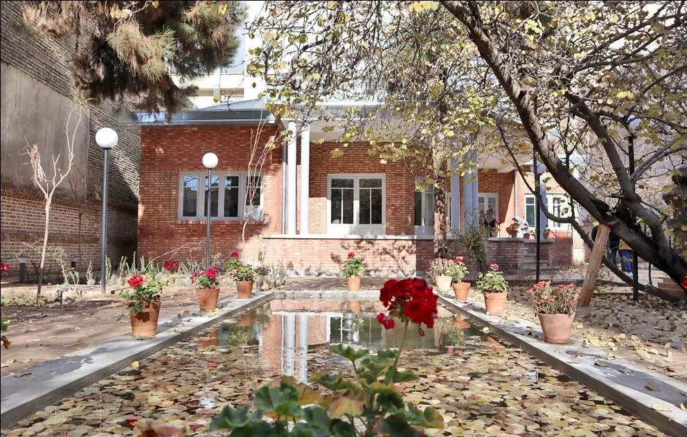 خانه‌موزه نیما یوشیج
