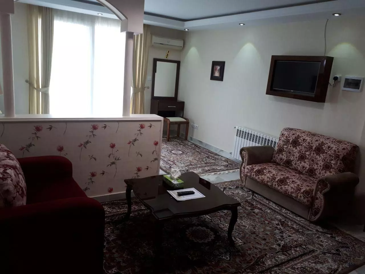 هتل مدائن بندرانزلی