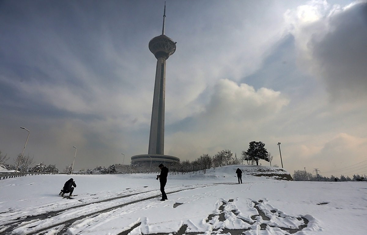 تهران در برف