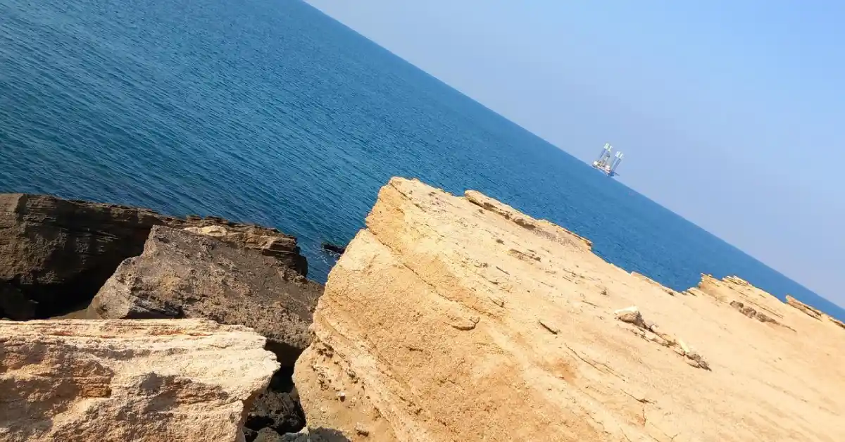 ساحل خماسی جزیره هنگام