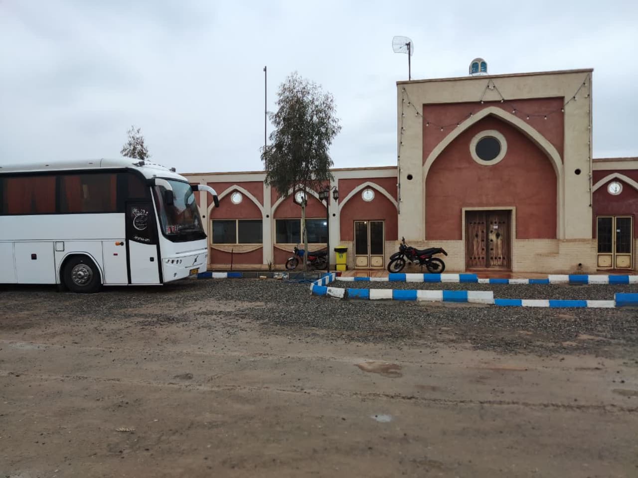 مجتمع کویری احمد آران و بیدگل