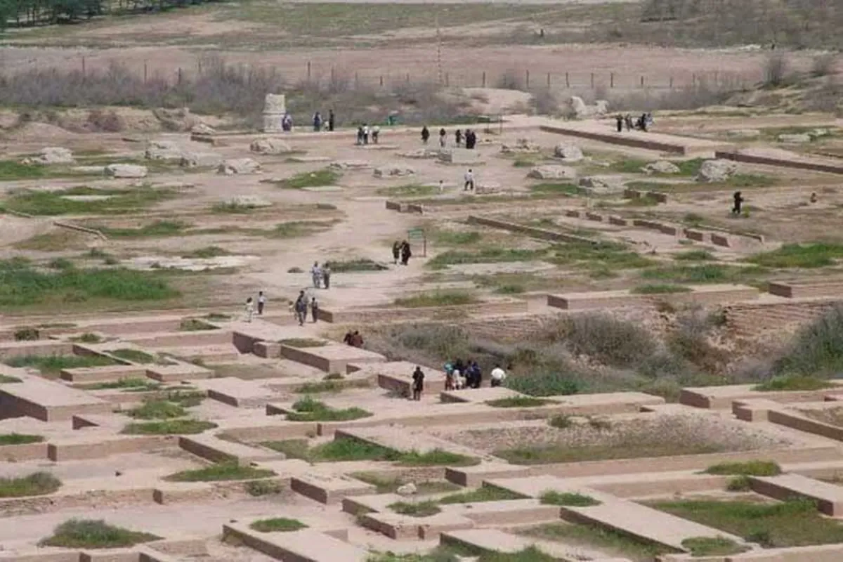 محوطه باستانی ایوان کرخه محوطه باستانی ایوان کرخه