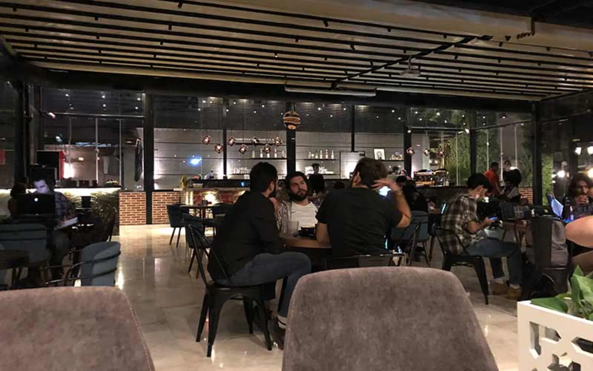 رستورانهای شبانه روزی تهران رستورانهای شبانه روزی تهران