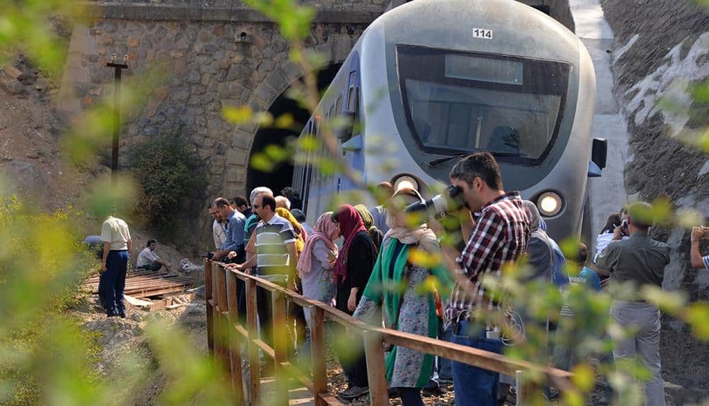 سفر با قطار گردشگری در ایران سفر با قطار گردشگری در ایران