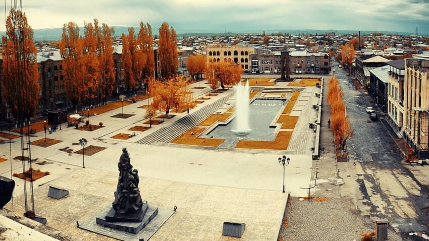 جاهای دیدنی گیومری