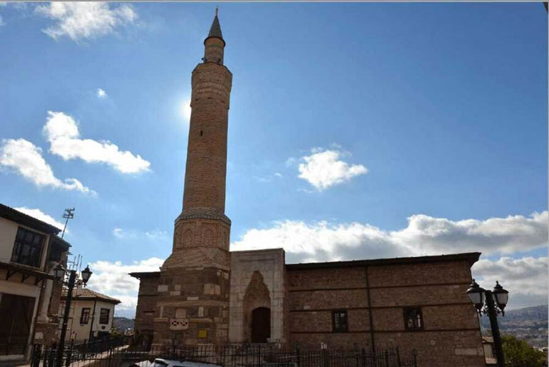 مسجد اصلانهانه (ارسلانهانه) مسجد اصلانهانه (ارسلانهانه)