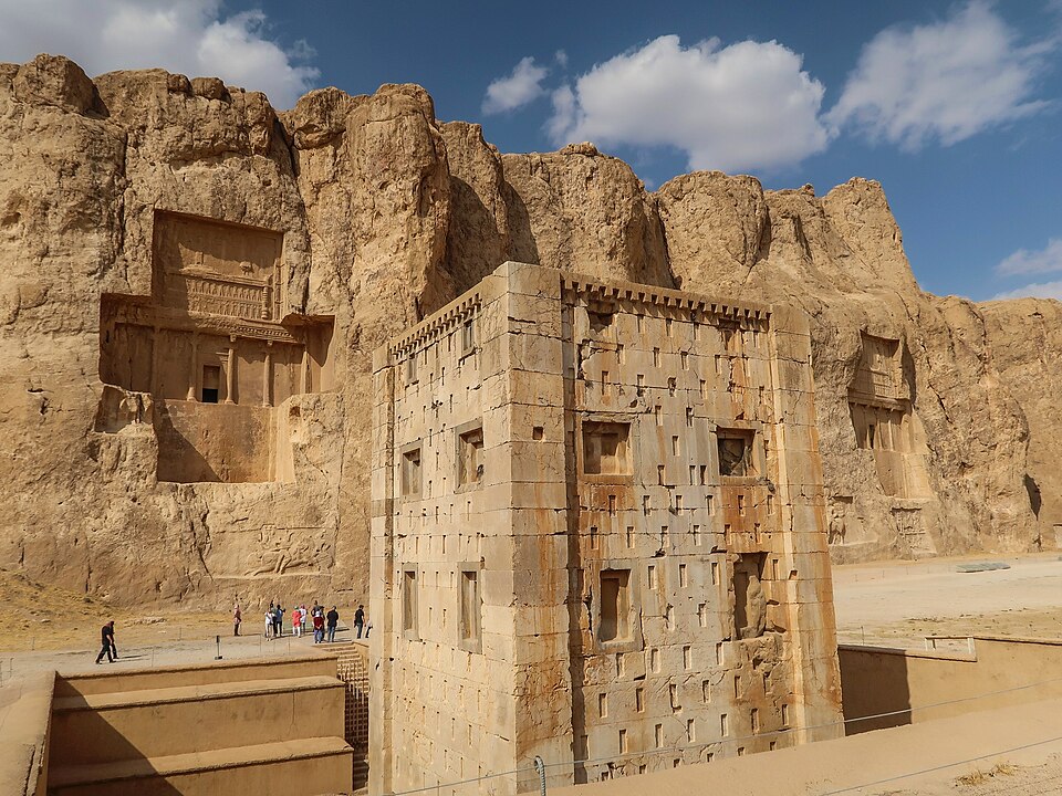 نقش رستم