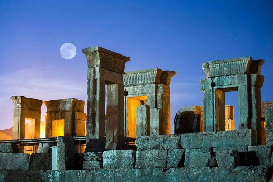 نکات حرفهای برای عکاسی از جاذبههای تاریخی ایران نکات حرفهای برای عکاسی از جاذبههای تاریخی ایران