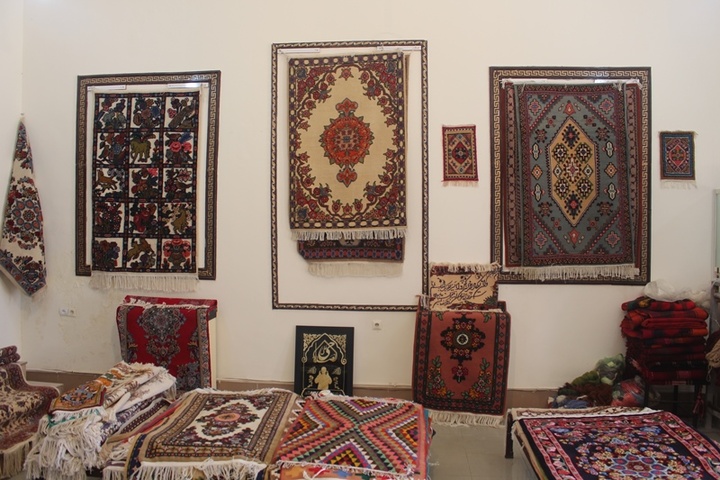 گلیم نقش برجسته 