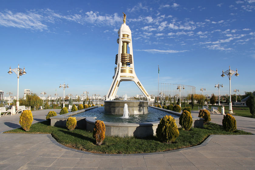 بنای تاریخی طاق بی طرفی بنای تاریخی طاق بی طرفی