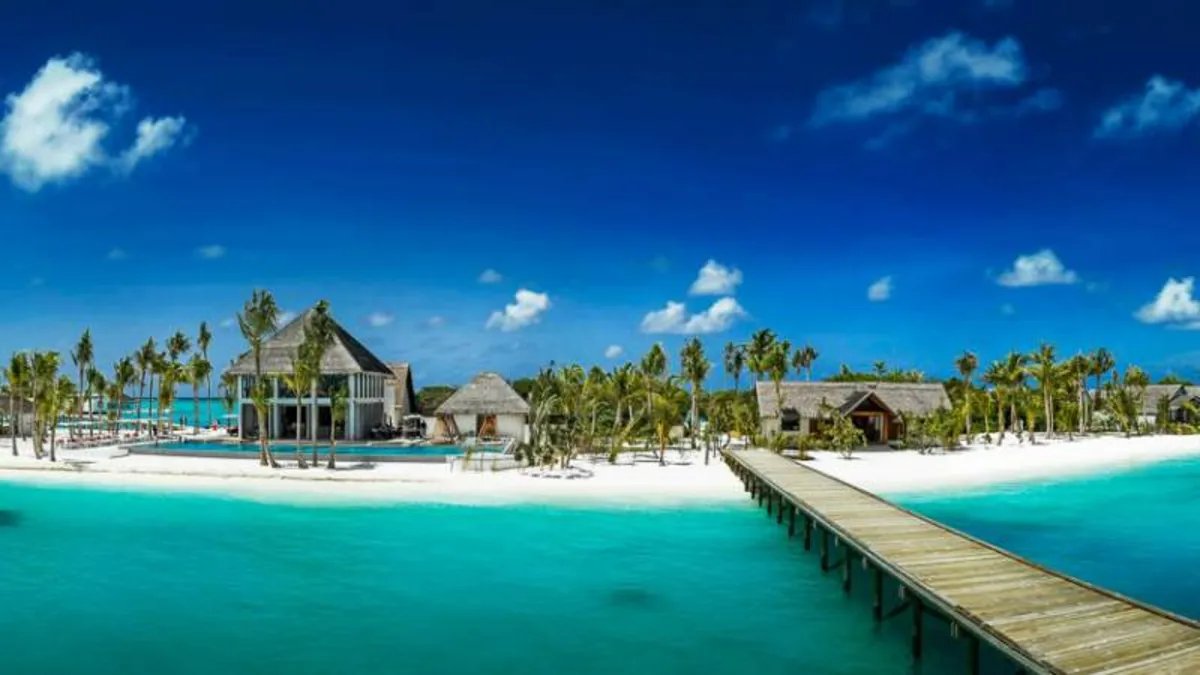 ساحل Maadhoo ساحل Maadhoo